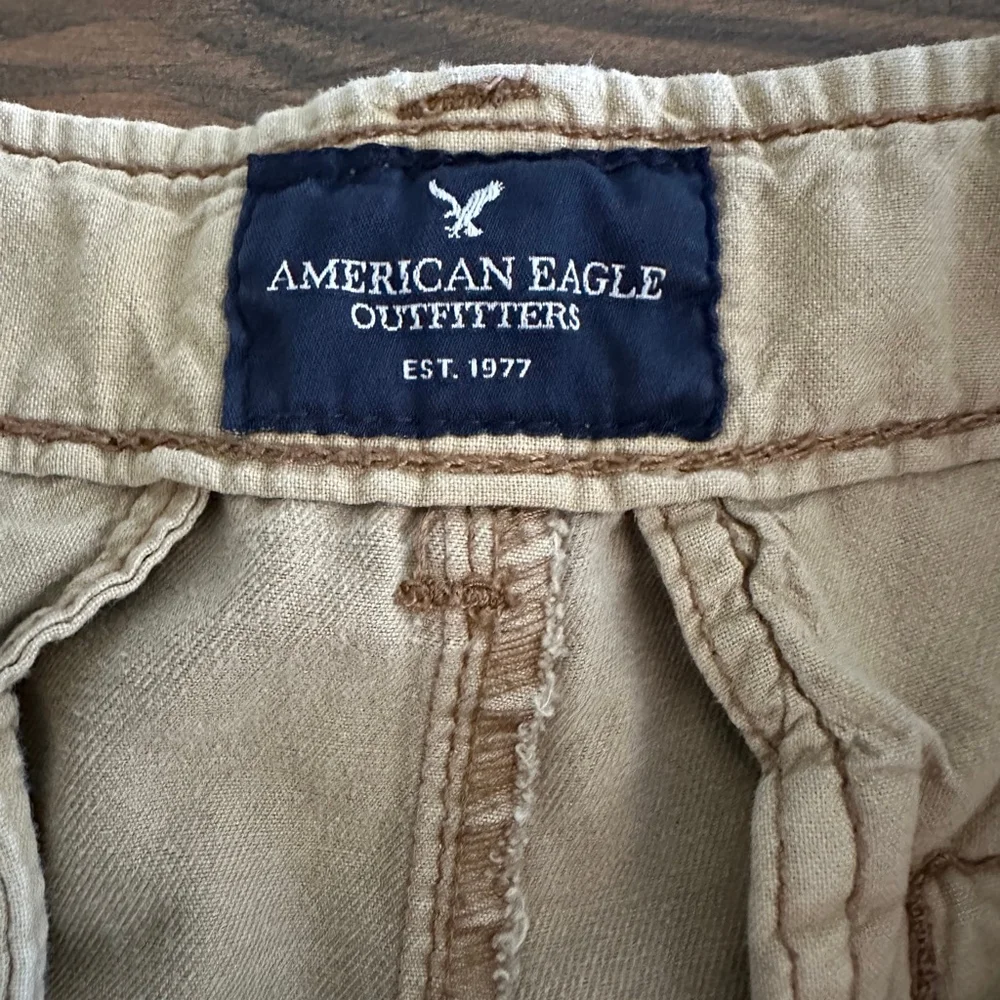 Men’s American Eagle Khaki Classic Flat Front Cotton Shorts Waist 31 Summer